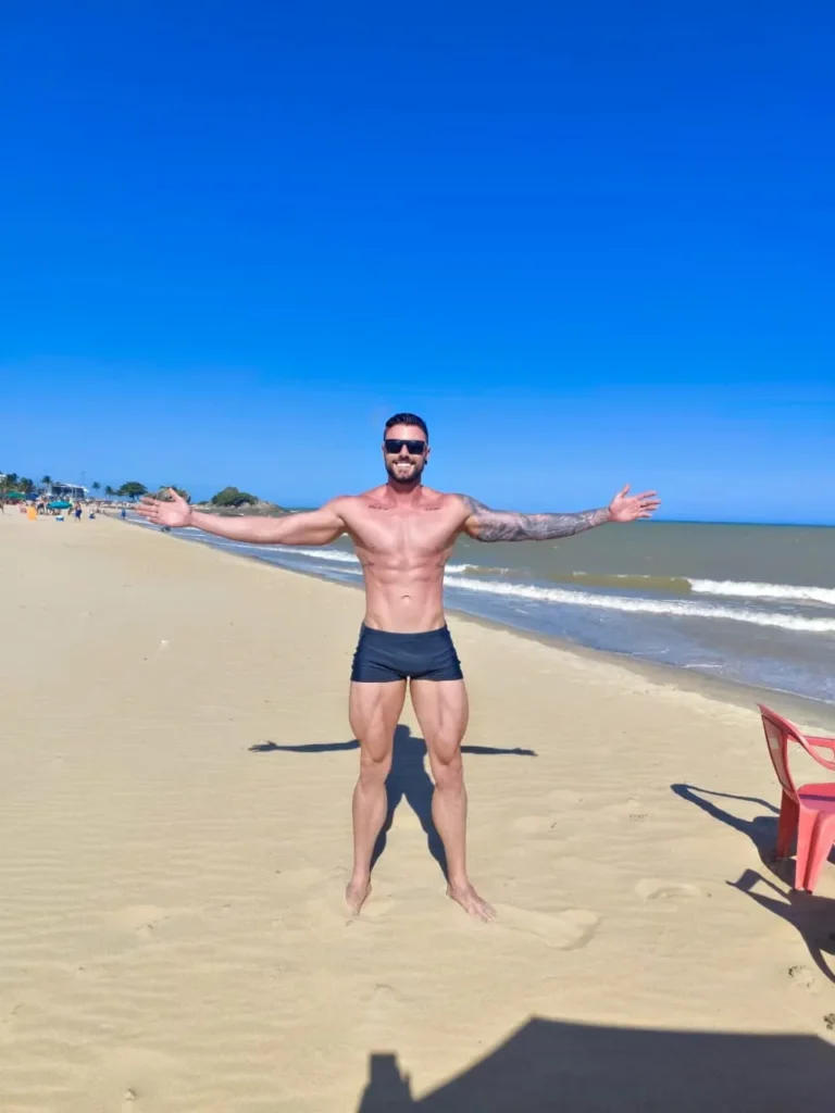 Lucas esta no atendendo no Massagem Fortaleza, o maior guia de massagem em Fortaleza.